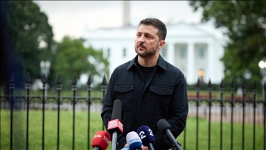 Zelenskiy, toprak bütünlüğü konusunda Ukrayna'nın çıkarlarına göre hareket edeceklerini belirtti