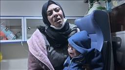 İlaç yetersizliğinden bir oğlunu kaybeden Gazzeli aile ambulans uçakla Türkiye’ye getiriliyor