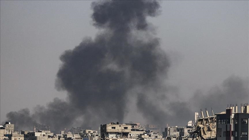 الجيش الإسرائيلي ينسف مباني سكنية في غزة ورفح