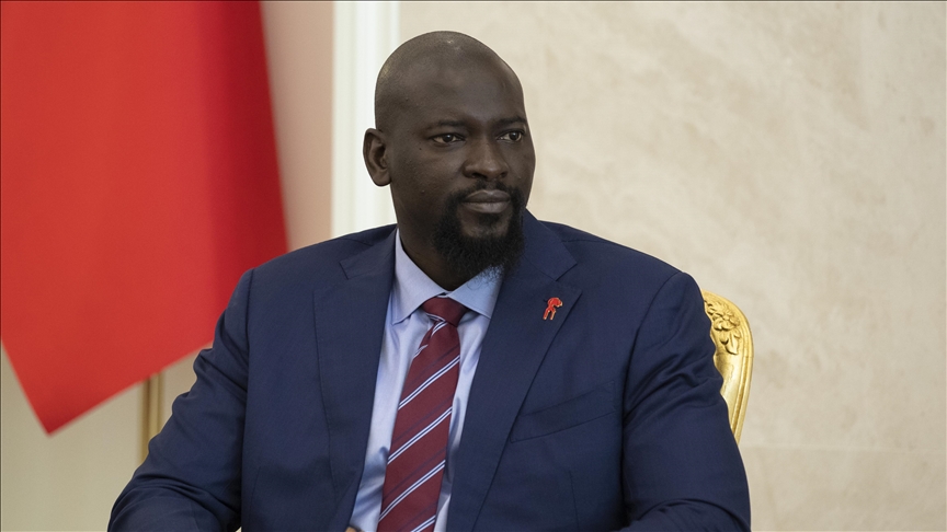 Junta leader Mamadi Doumbouya sweeps early provisional results in Guinea's presidential election