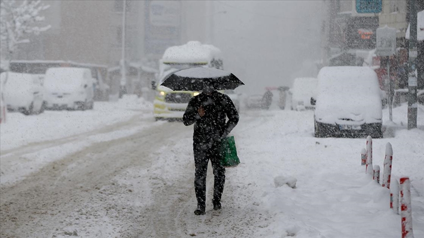 Li Wanê ji ber rewşa hewayê dibistan sibê hatin tetîlkirin
