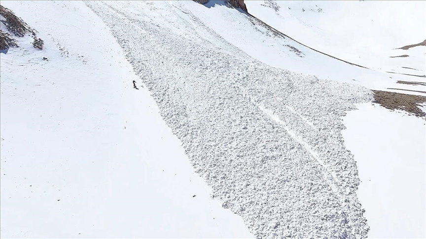 Troje skijaša poginulo u lavini u španskoj regiji Huesca