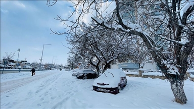 Ji bo rojhilata Tirkiyeyê hişyariya berf û bagerê hat dayîn