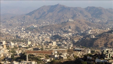 مسقط تدعو لمعالجة قضايا اليمن بحوار بناء يخدم مصلحته وأمن جواره 