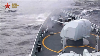 Çin, Tayvan'ı kuşatan askeri tatbikatını sürdürüyor