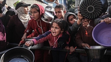 Gazze'ye insani yardım kısıtlamalarını kaldırması için 10 ülke İsrail'e çağrıda bulundu