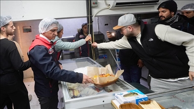 İstanbul'da yılbaşı öncesi alkollü ürün satışı yapılan işletmeler denetlendi