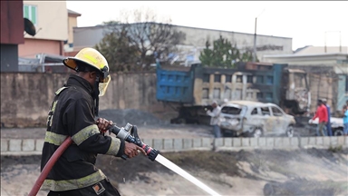 Nijerya'da 25 katlı binada çıkan yangında 5 kişi öldü