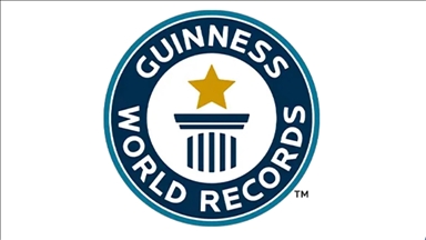 En büyük sucuklu yumurtadan 15 dakikalık kesintisiz tezahürata kadar 2025'te çeşitli dünya rekorları kırıldı