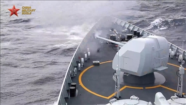 Китай продолжает военные учения вокруг Тайваня