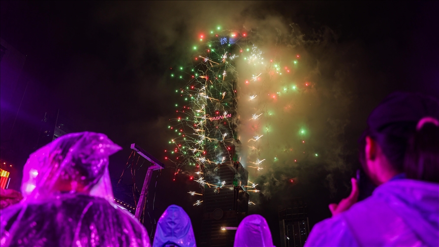 Tajvani mirëpret vitin 2026 me spektakël fishekzjarresh