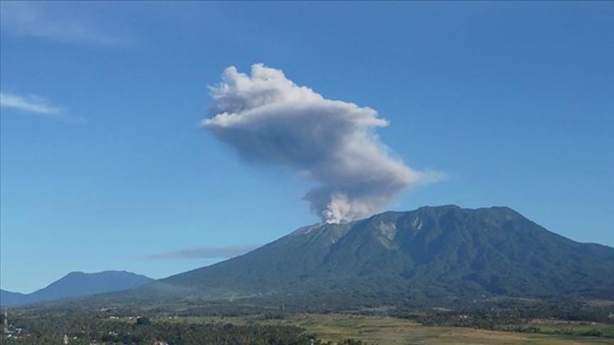 Зголемено нивото на тревога за вулканот Гередонг во Индонезија