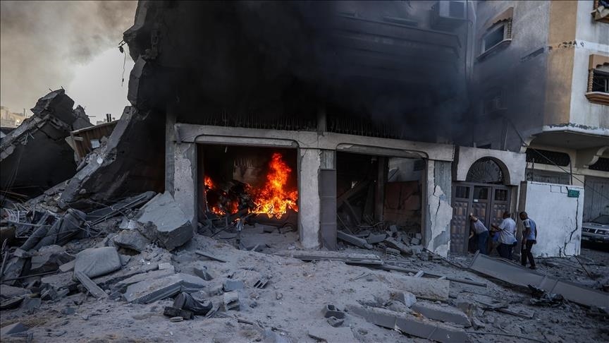 الضفة.. احتراق منزل فلسطيني ومواجهات باقتحامات للجيش الإسرائيلي