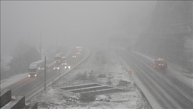 Yola çıkacak sürücülerin kış şartlarına hazırlıklı olması gerekiyor