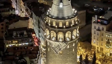 Palestinska kefija na Galata kuli u Istanbulu kao podsjetnik na genocid u Gazi