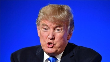 Trump Pertimbangkan Gugat Ketua The Fed Jerome Powell