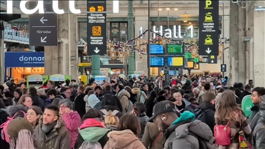 Ndërprerje e madhe pasi trenat Eurostar anulohen për shkak të një problemi me furnizimin me energji në Tunelin e Kanalit