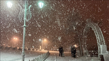 إسطنبول تستقبل موسم الثلوج