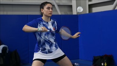 Milli badmintoncu Yasemen'in "büyük hedefi" olimpiyat