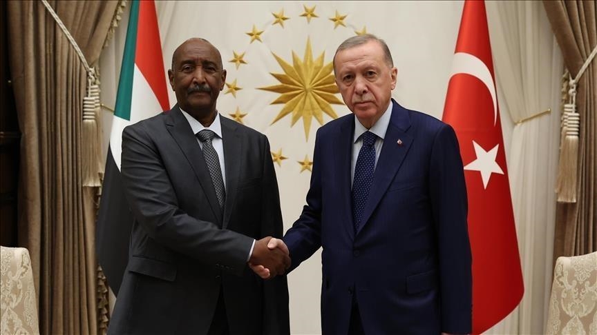 البرهان يشكر الرئيس أردوغان والشعب التركي لحرصهم على استقرار السودان