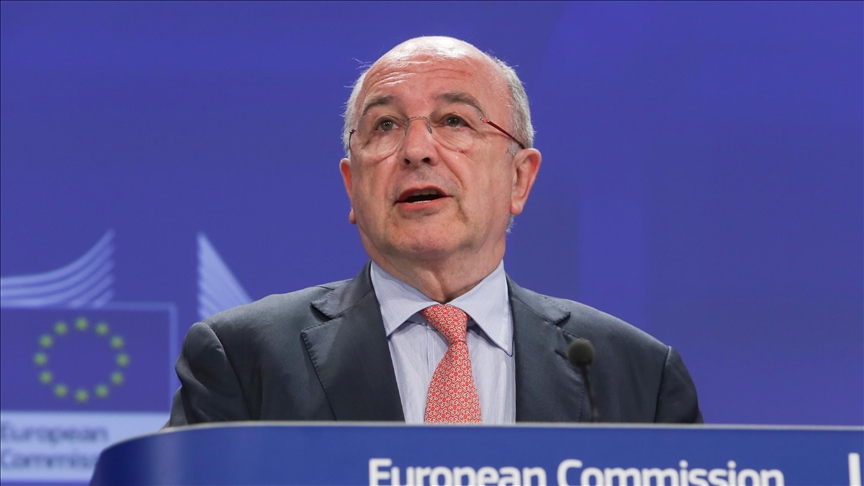 « Aujourd'hui, malheureusement, les États-Unis sont notre ennemi », déclare un ancien commissaire européen