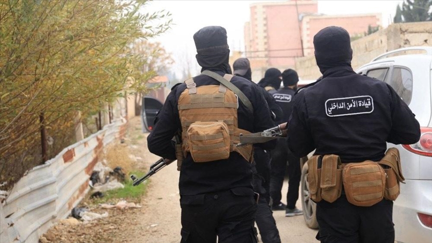 سوريا.. الأمن يلقي القبض على مجموعة من ميليشيا "درع الساحل"