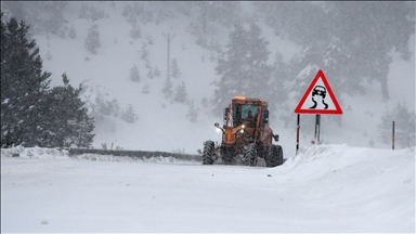 Li Erzirom, Qers, Erdexan û Tunceliyê berf dibare