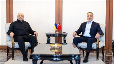 هاکان فیدان و عومەرۆڤ لە ئەنقەرە کۆبوونەوە