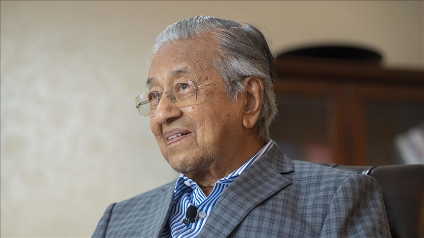 Malaysia’s Mahathir decries Israeli blockade of aid to Gaza