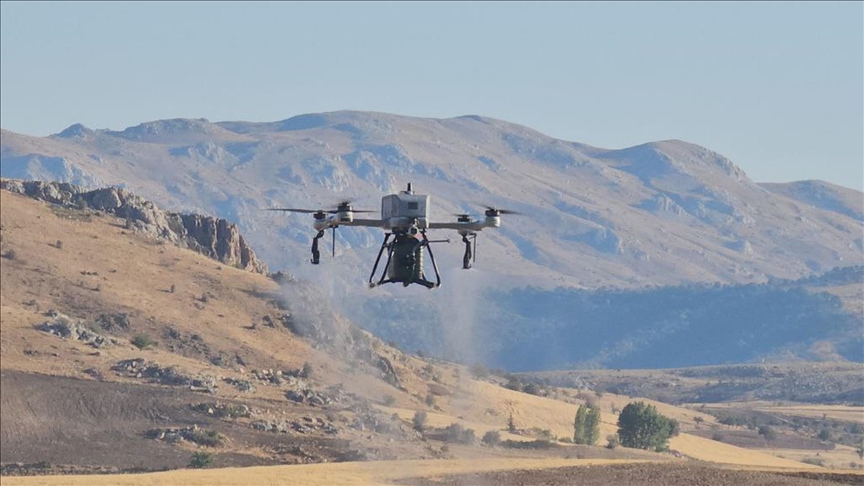 سابقة.. درون تركي يتخلص من التهديدات الكيميائية والبيولوجية ميدانيا