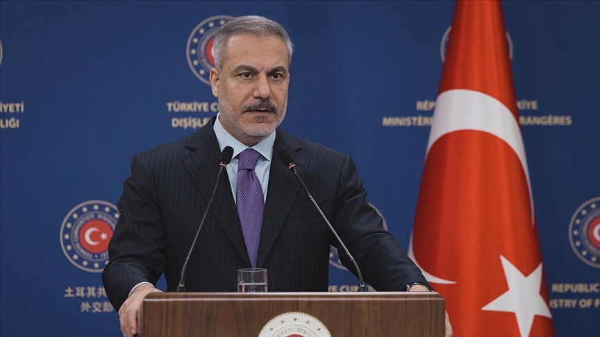 Turkish foreign minister discusses Yemen developments with Saudi, UAE counterparts