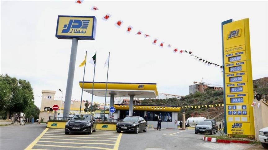 الحكومة الجزائرية: رفع أسعار الوقود يهدف لـ"تغطية تكاليف الإنتاج"