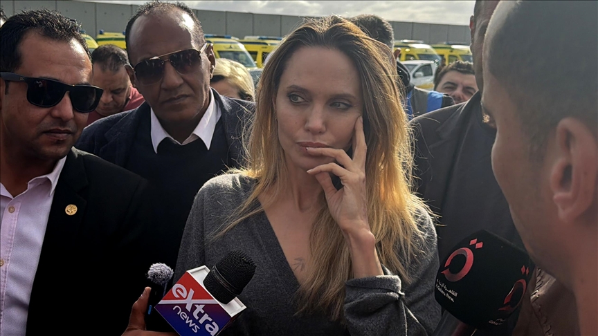 Анджелина Джоли заявила о необходимости доставки больше гуманитарной помощи в Газу