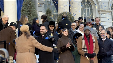 New York'un ilk Müslüman Belediye Başkanı Mamdani, halka açık törende yemin etti
