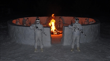 Mehmetçik tarafından "18'inci Dönem Barınma ve Çığ Kursu" yapıldı