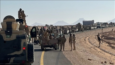 اليمن.. محافظ حضرموت يعلن إطلاق عملية لاستلام المواقع العسكرية