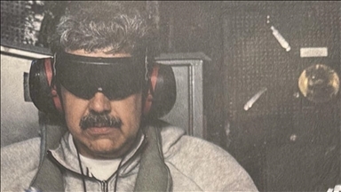 ترامب ينشر أول صورة للرئيس الفنزويلي بعد احتجازه 