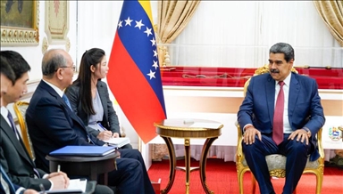 Maduro priti në takim përfaqësuesin kinez disa orë para pretendimeve të Trumpit se ai është kapur