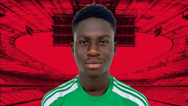 قدم.. بايرن ميونخ يضم المهاجم الغامبي الشاب بارا ندياي