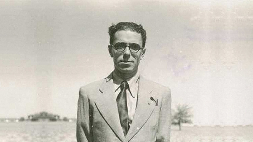 Türk şiirinin milli sesi: Arif Nihat Asya