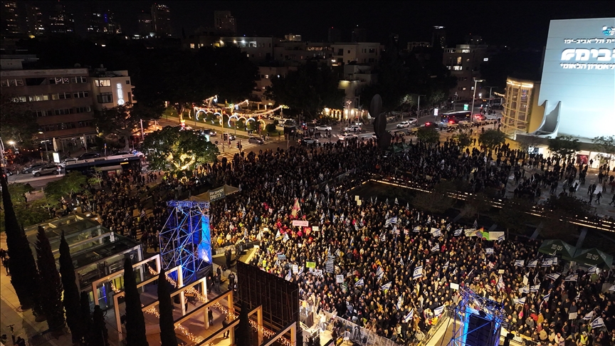 Izraelitët në protestë në Tel Aviv kundër reformës së propozuar gjyqësore