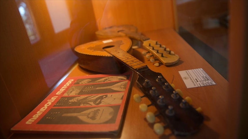 Osmaniye'de eğitim müzesine dönüştürülen 86 yıllık okul geçmişe yolculuk yaptırıyor