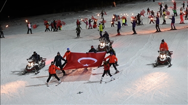 Yıldız Dağı'nda kayak sezonu açıldı