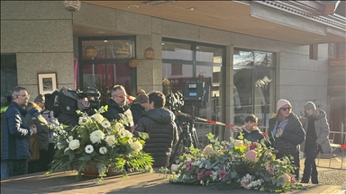 Incendie de Crans-Montana : neuf Français toujours portés disparus, une messe organisée en hommage aux victimes