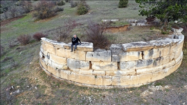 Tuma Paflagoniane mbi 2.000-vjeçare pret vizitorët në Turqinë veriore