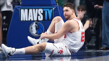 NBA'de Alperen Şengün'ün sakatlandığı maçta Rockets, Mavericks'e yenildi