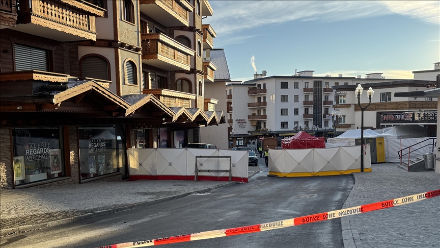 Incendie dans un bar en Suisse faisant 40 morts : des manquements en chaîne pointés du doigt