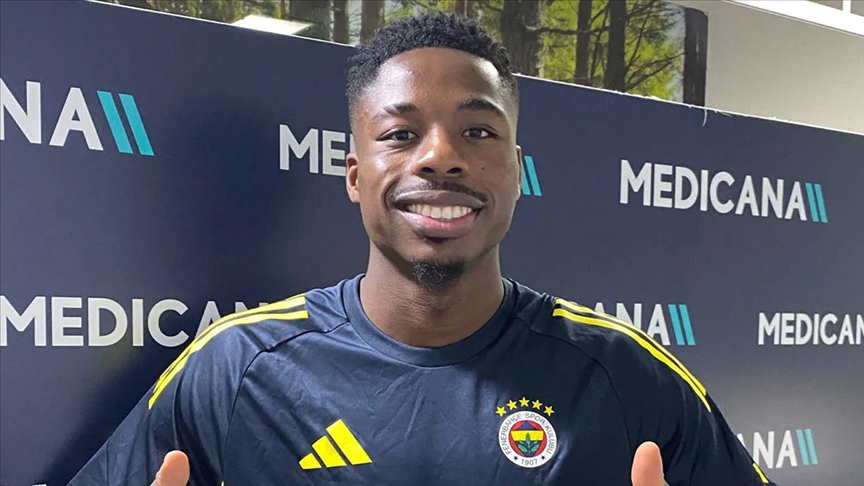 Musaba, Fenerbahçe'ye katıldığı için gurur duyuyor