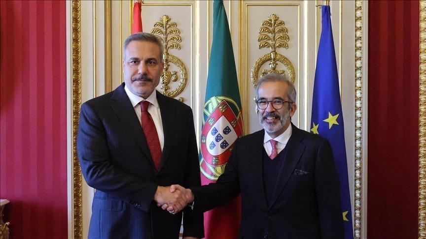 Турскиот министер за надворешни работи во Лисабон оствари средба со својот португалски колега