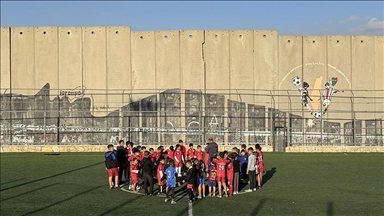 الضفة.. جريمة هدم إسرائيلية تهدد ملعب مخيم عايدة 